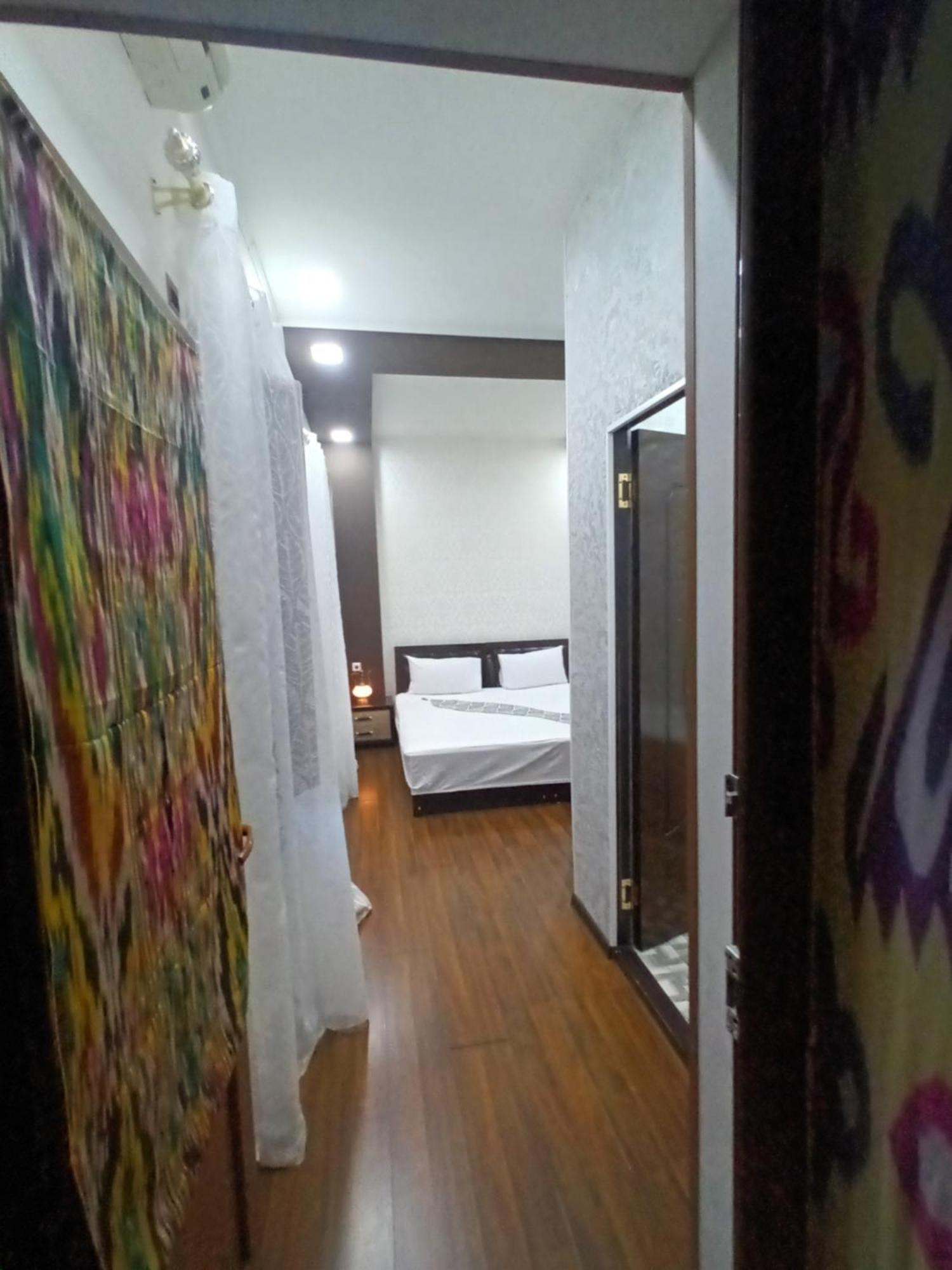 Uzbegim Family Guest House Bukhara Room photo